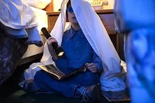 Alton (Jaeden Lieberher), son of Roy (Shannon) and Sarah (Dunst)